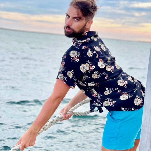 Meet your Posher, Tony - Picture 9 of 15